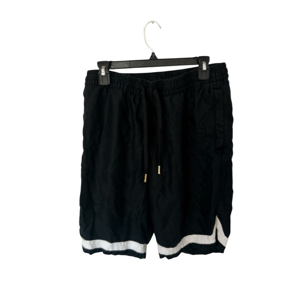 H&M Men’s Shorts Size M‎